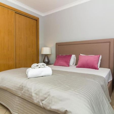Magnolia O House - Pool View & Privat Garden & Garage Βίλα Αλμπουφέιρα Εξωτερικό φωτογραφία