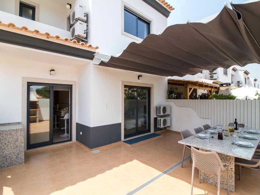 Magnolia O House - Pool View & Privat Garden & Garage Βίλα Αλμπουφέιρα Εξωτερικό φωτογραφία