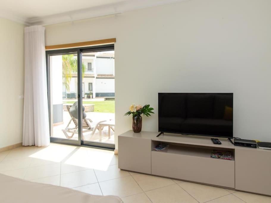 Magnolia O House - Pool View & Privat Garden & Garage Βίλα Αλμπουφέιρα Εξωτερικό φωτογραφία