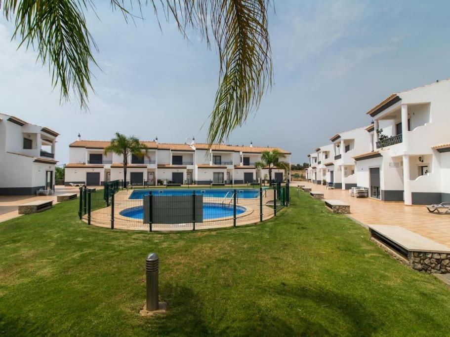 Magnolia O House - Pool View & Privat Garden & Garage Βίλα Αλμπουφέιρα Εξωτερικό φωτογραφία
