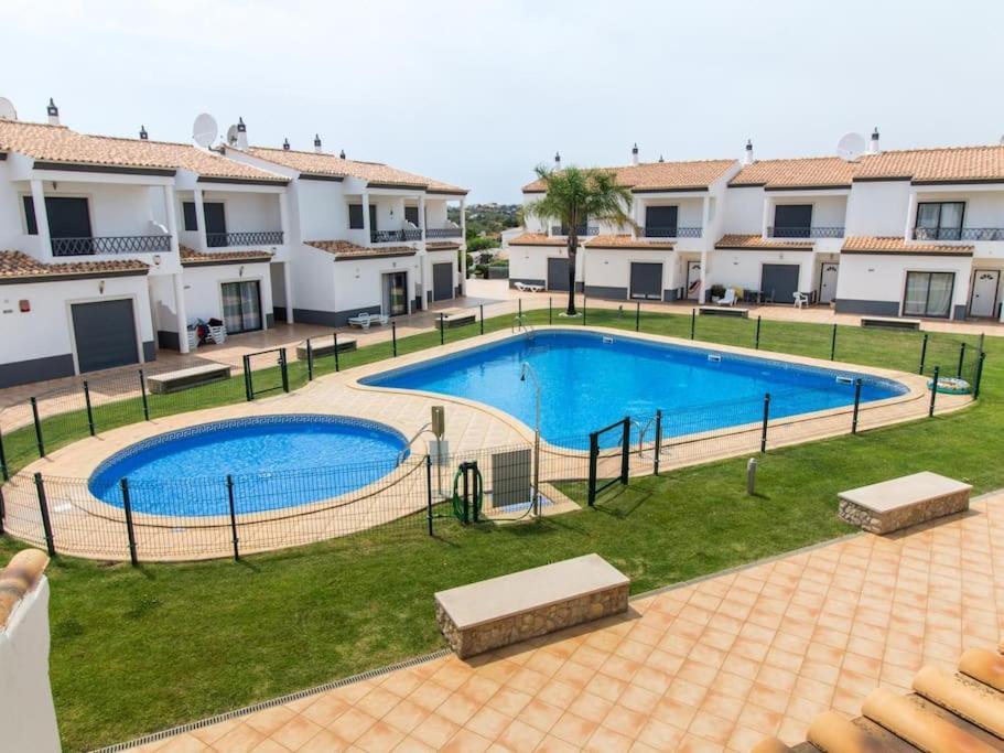 Magnolia O House - Pool View & Privat Garden & Garage Βίλα Αλμπουφέιρα Εξωτερικό φωτογραφία